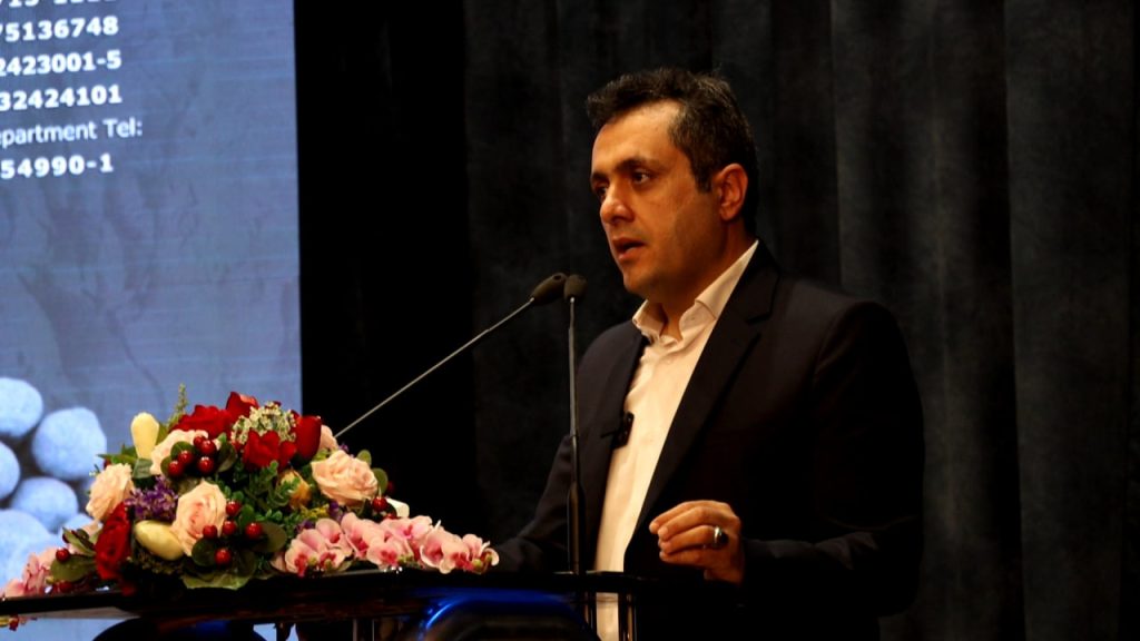 برگزاری همایش از ایده تا پدیده با سخنرانی دکتر یونچی داور برنامه میدون